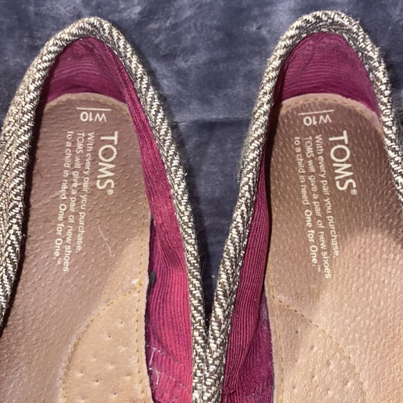 Women’s Toms shoes size 10🦩🌻 - Picture 6 of 11